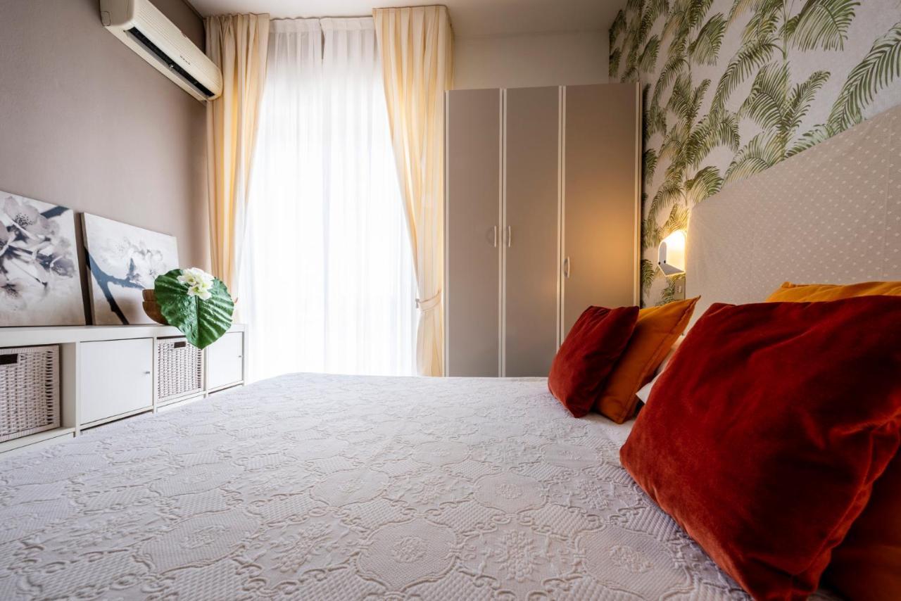 Alta Marea Hotel Milano Marittima Buitenkant foto