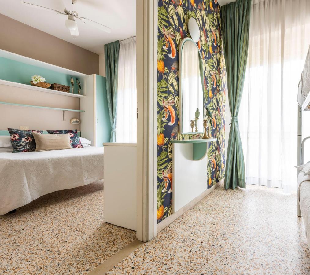 Alta Marea Hotel Milano Marittima Buitenkant foto
